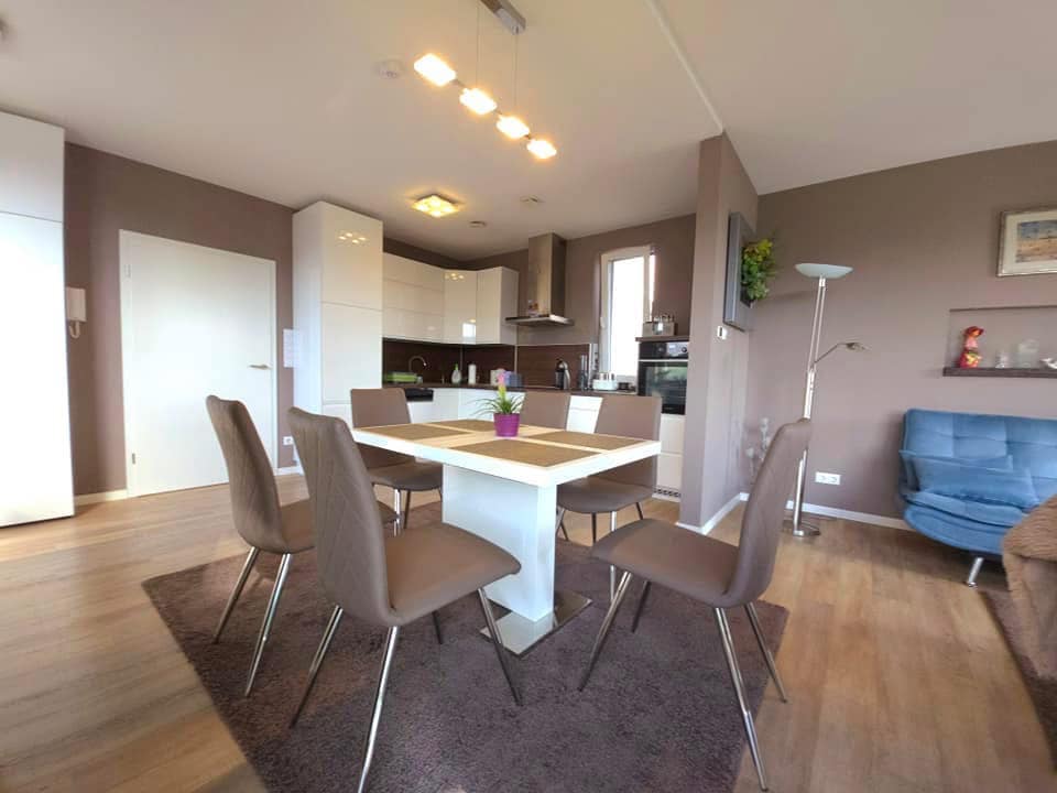 Luxus, exkluzív életkörnyezet Deszken a Marosmenti lakóparkban! Ide csak költözni kell!