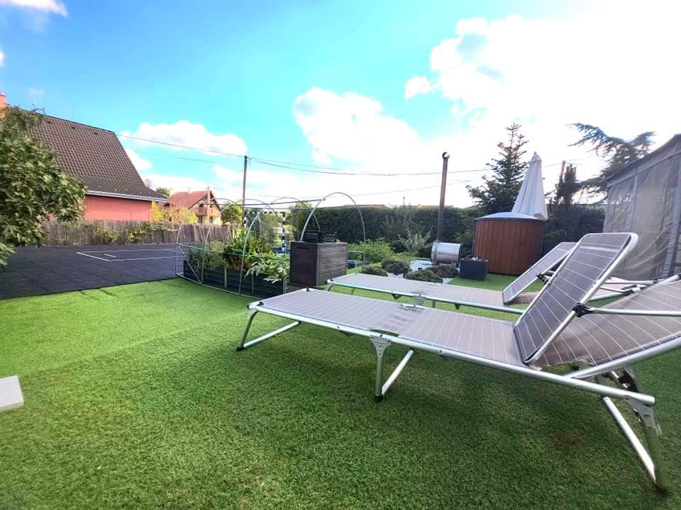 Luxus, exkluzív életkörnyezet Deszken a Marosmenti lakóparkban! Ide csak költözni kell!