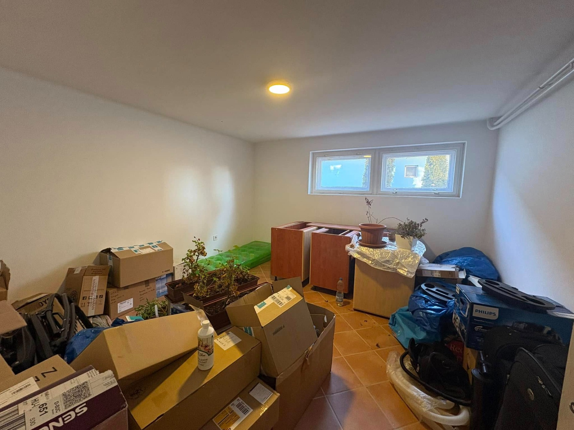 Eladó Szegeden, a Magyar utcában két szintes, két generáció együttélésére alkalmas 200 m²-es családi ház!