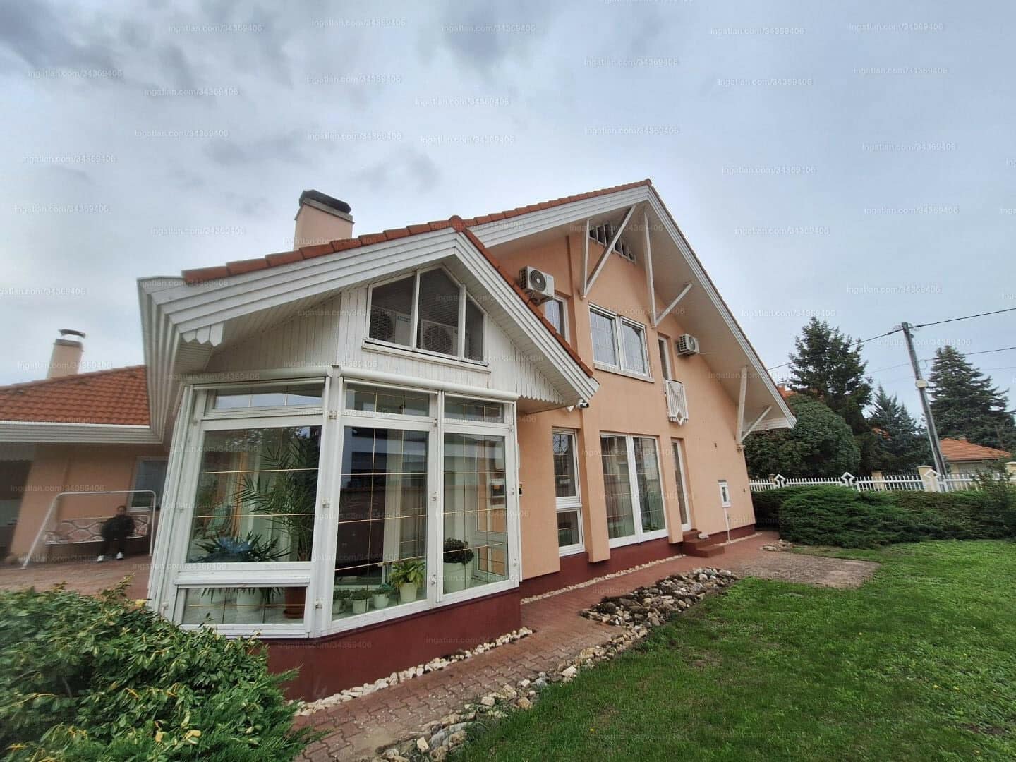 Különleges ház Újszeged