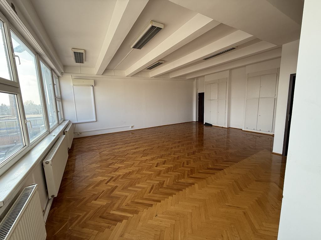 Kiadó irodák Szegeden, a Fonógyári úton!